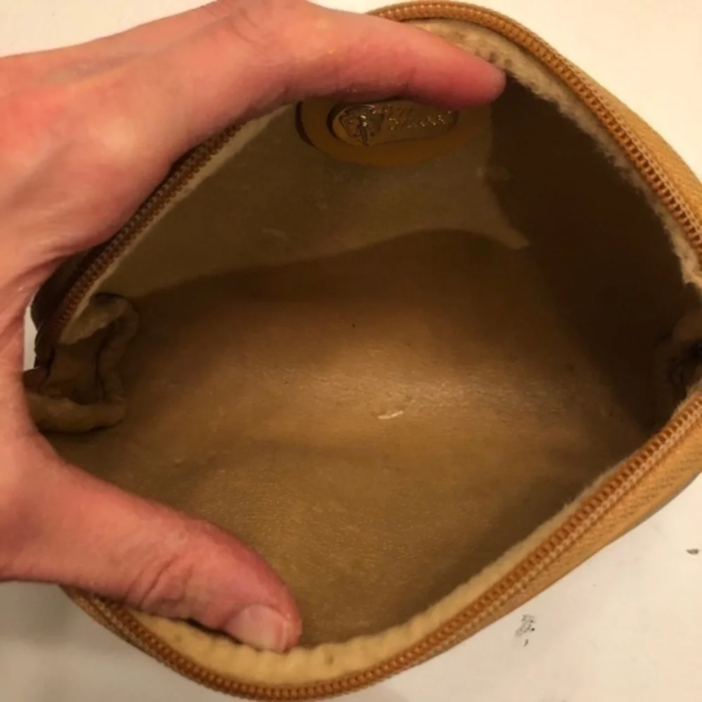 Gucci vintage gg toiletries cosmetic case bag